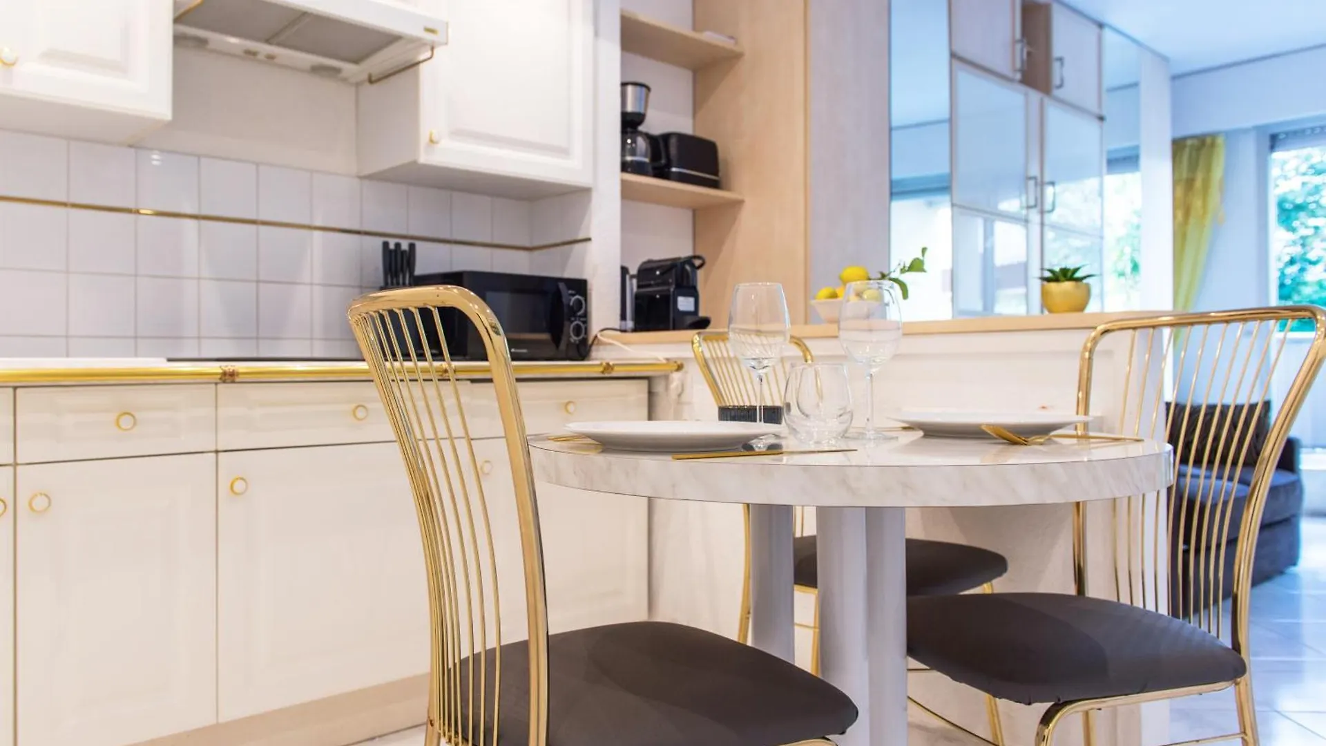 Cosy Studio - Residence Front De Mer - Menton France