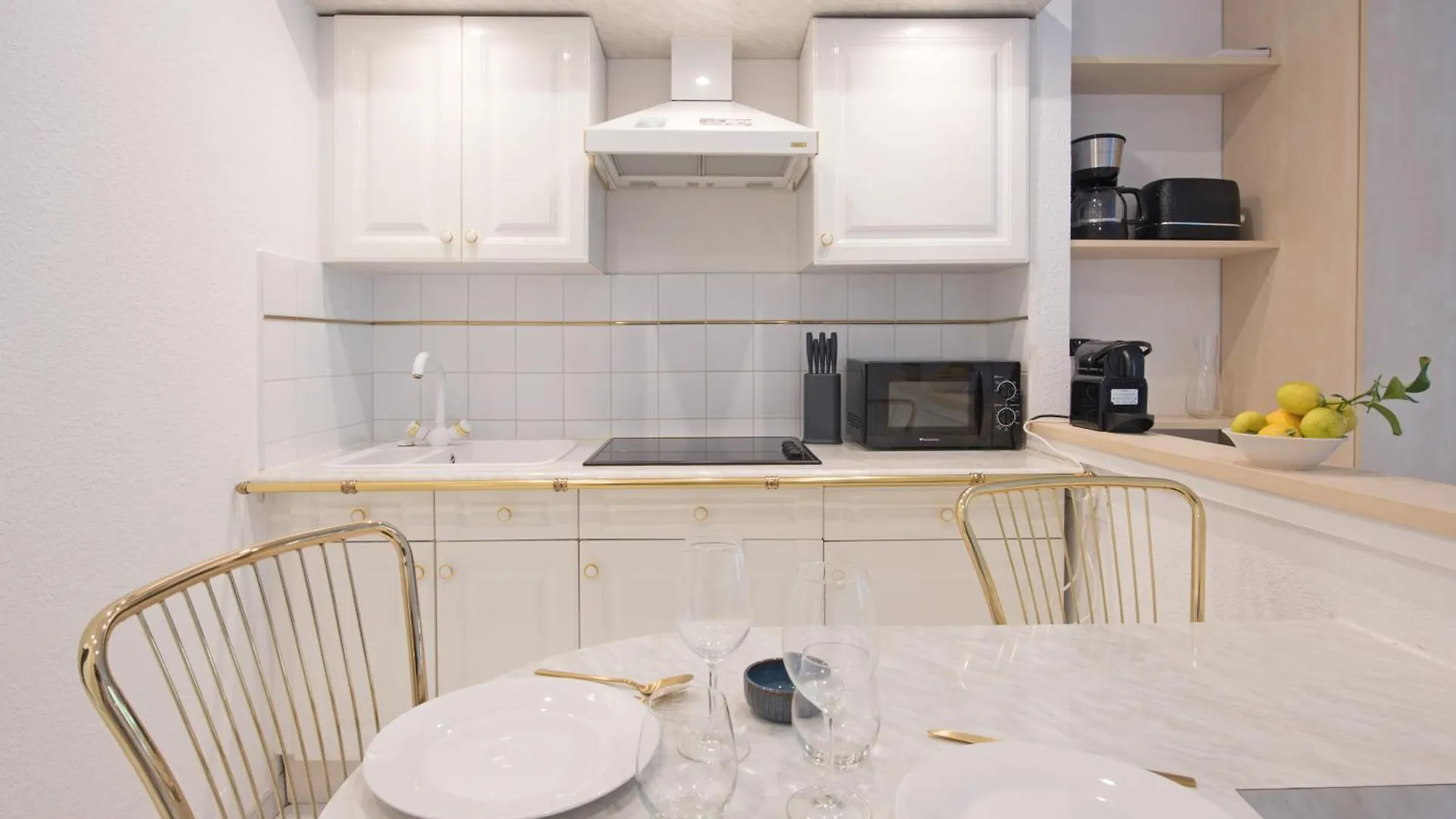 Apartment Cosy Studio - Residence Front De Mer - Menton France